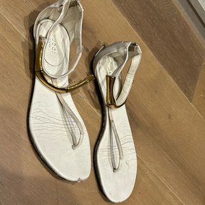 Gucci bamboo flats with gold hardware